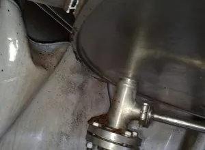 Pengelasan Vacuum Mixer PT. Indesso Aroma 2